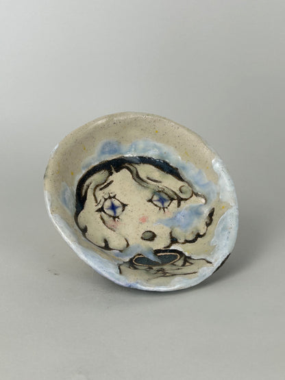 Cloudy girl plate